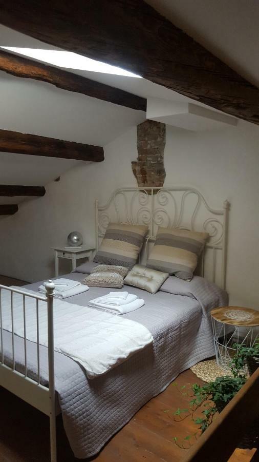 La Casa Sui Portici Apartment Verona Bagian luar foto