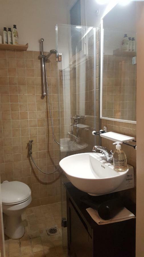 La Casa Sui Portici Apartment Verona Bagian luar foto