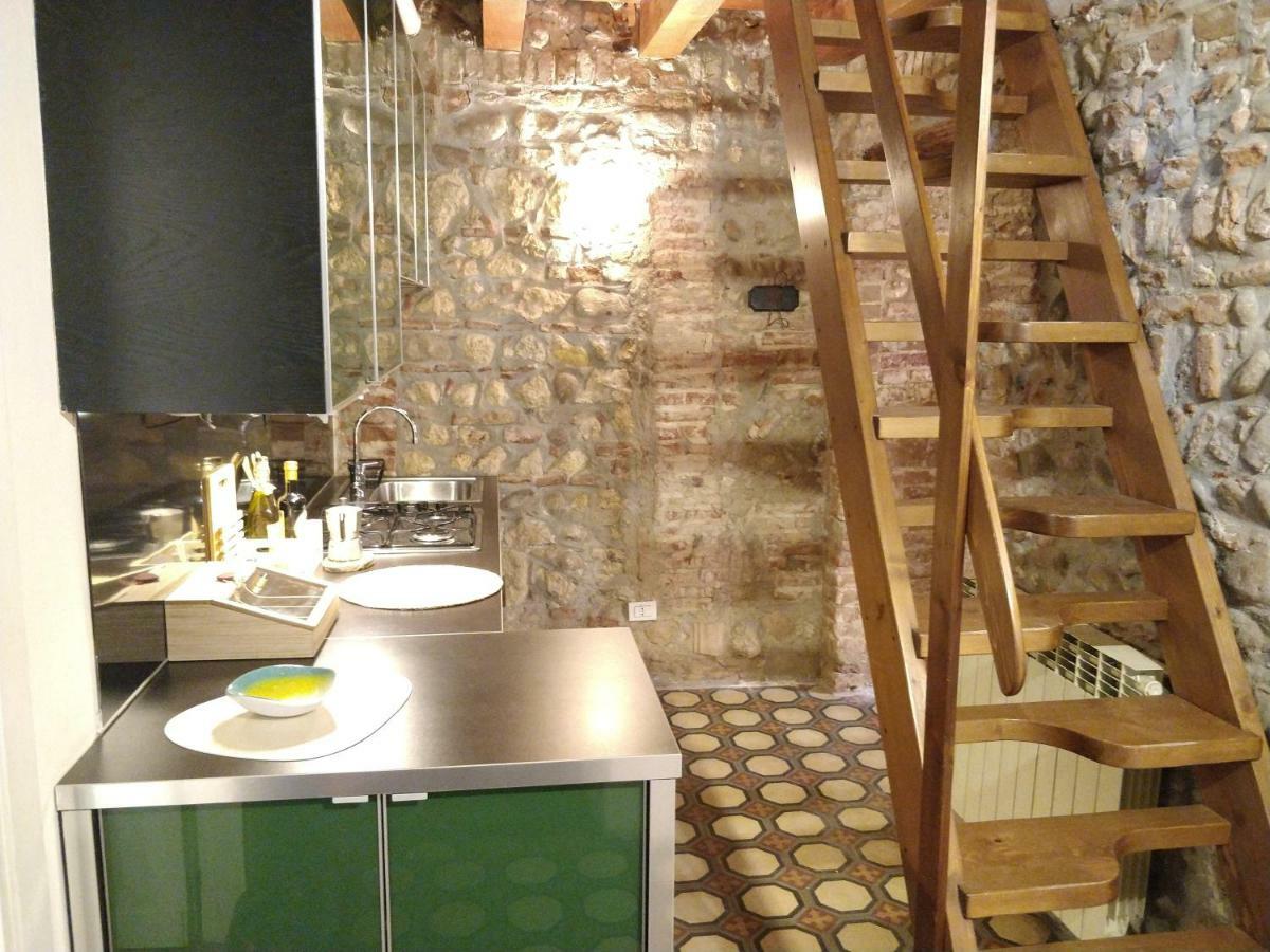 La Casa Sui Portici Apartment Verona Bagian luar foto